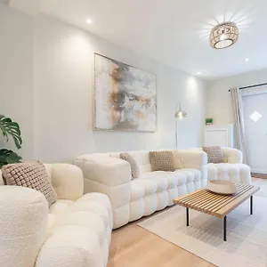 villa-stunning-montpellier-retreat.tophotelsbath.com/